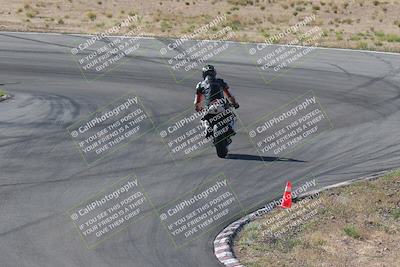 media/Apr-20-2025-AHRMA (Sun) [[393a79c373]]/Race/group 10 early race/Turn 4b/